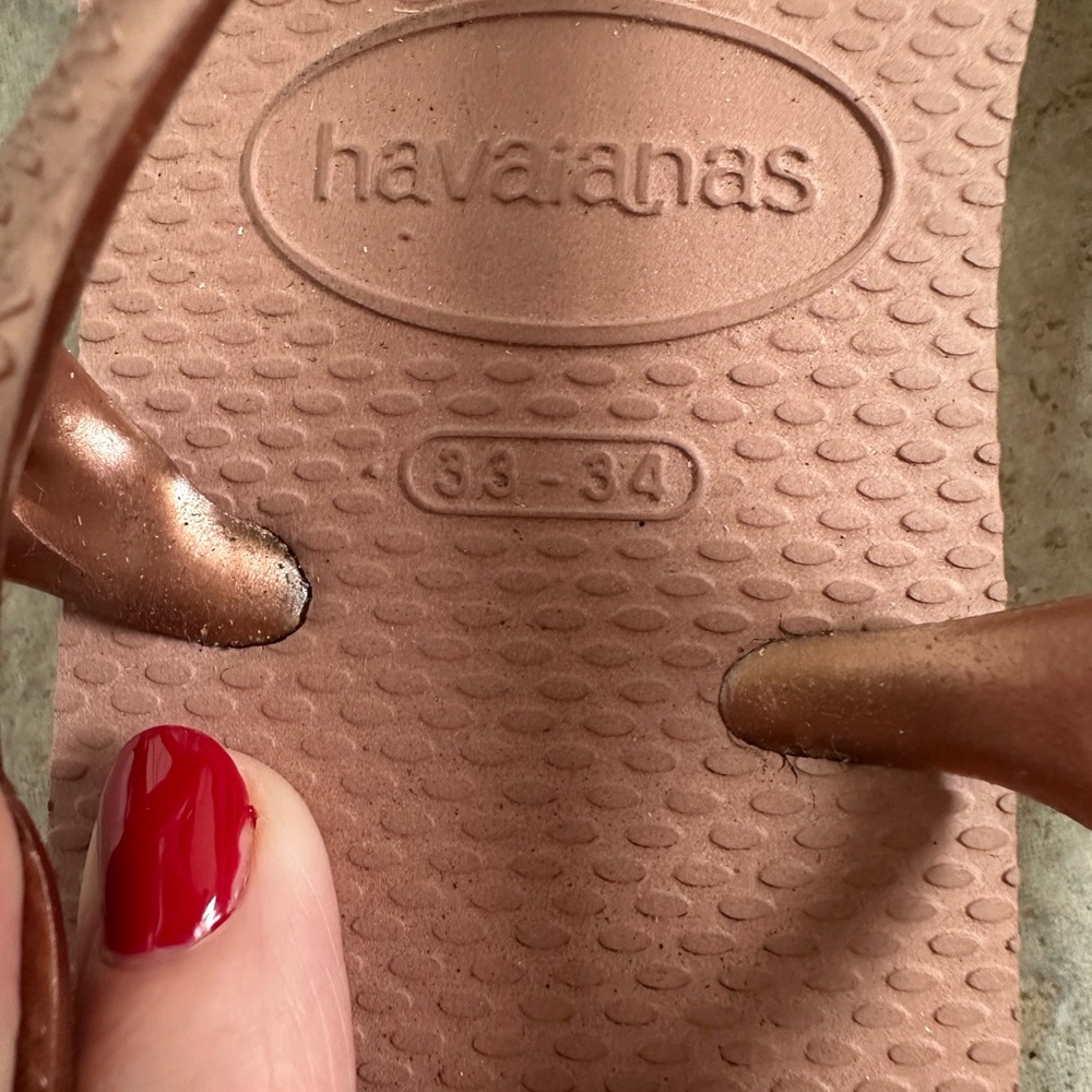 Havaianas Rose Gold Sandal - Picture 3 of 4